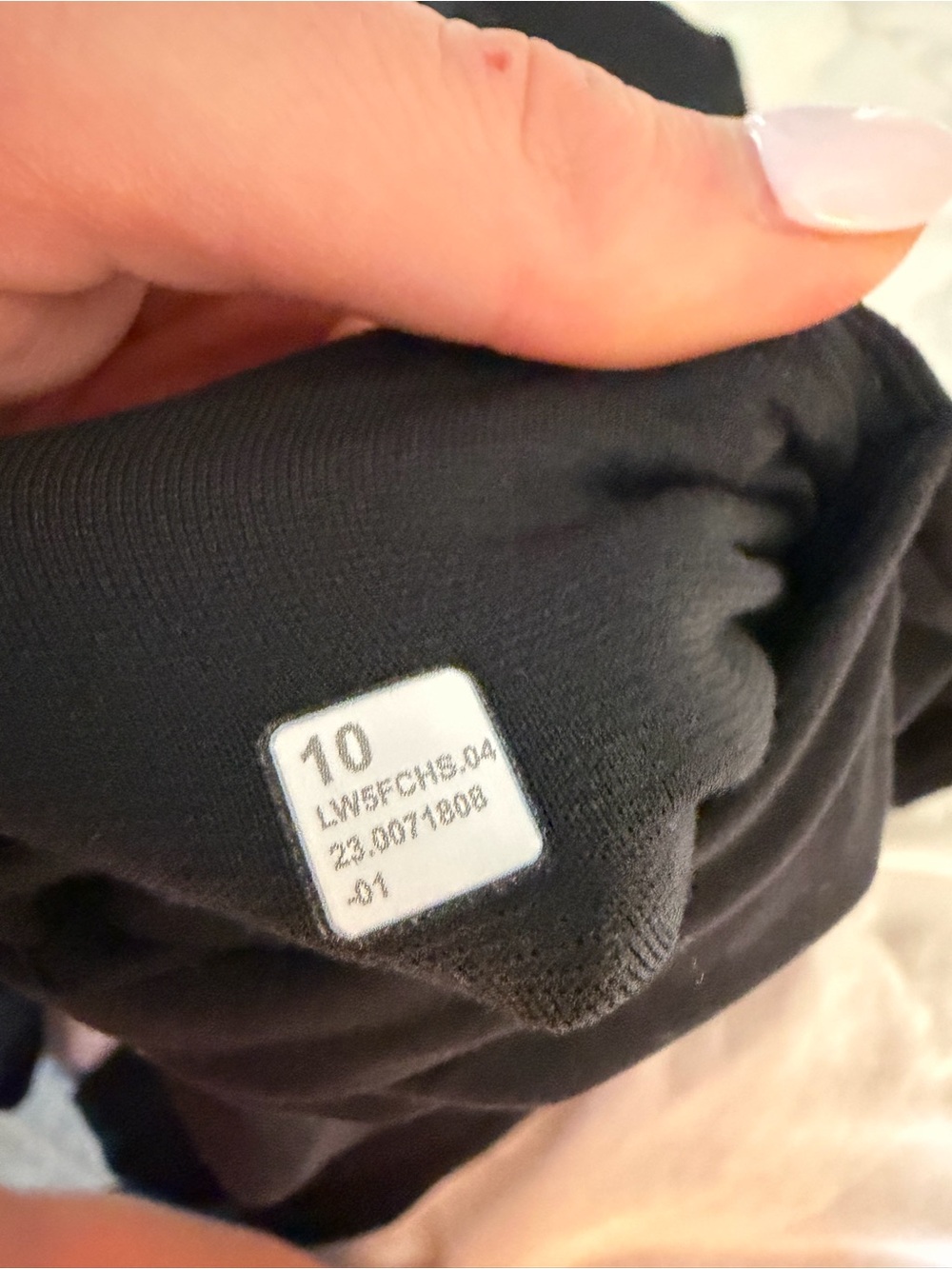 SHORT Lululemon Peloton Black Flared Leggings - Picture 4 of 6